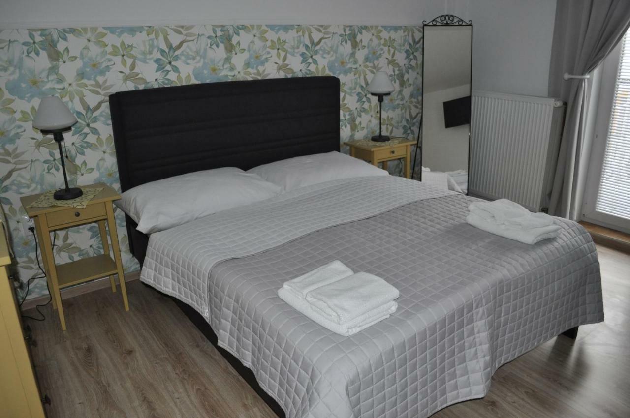 Apartmany Centrum Rajecke Teplice Ngoại thất bức ảnh